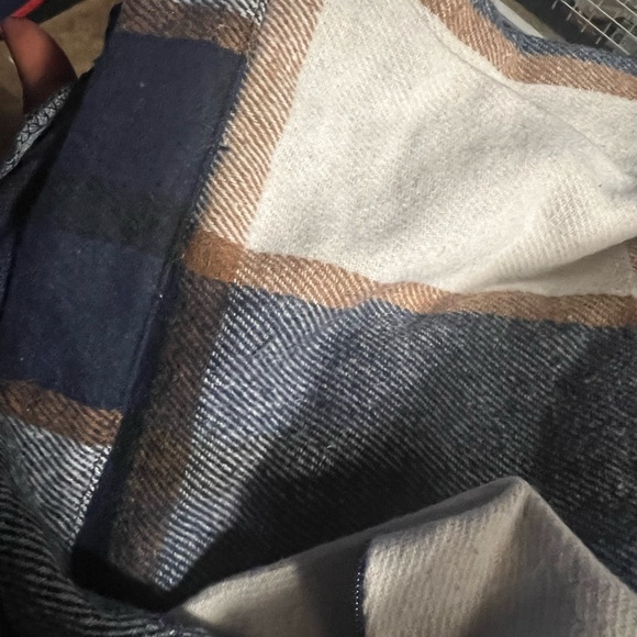 Plaid set - Picture 2 of 3